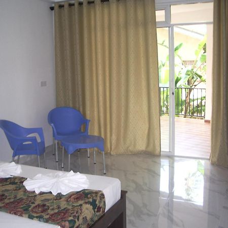 Hotel "Diana" Hikkaduwa Chambre photo