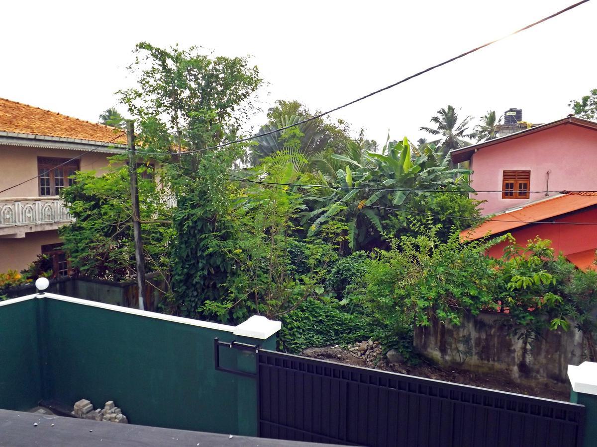 Hotel "Diana" Hikkaduwa Extérieur photo