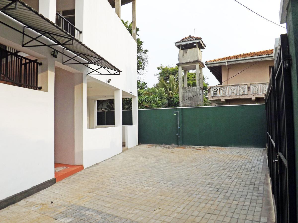 Hotel "Diana" Hikkaduwa Extérieur photo