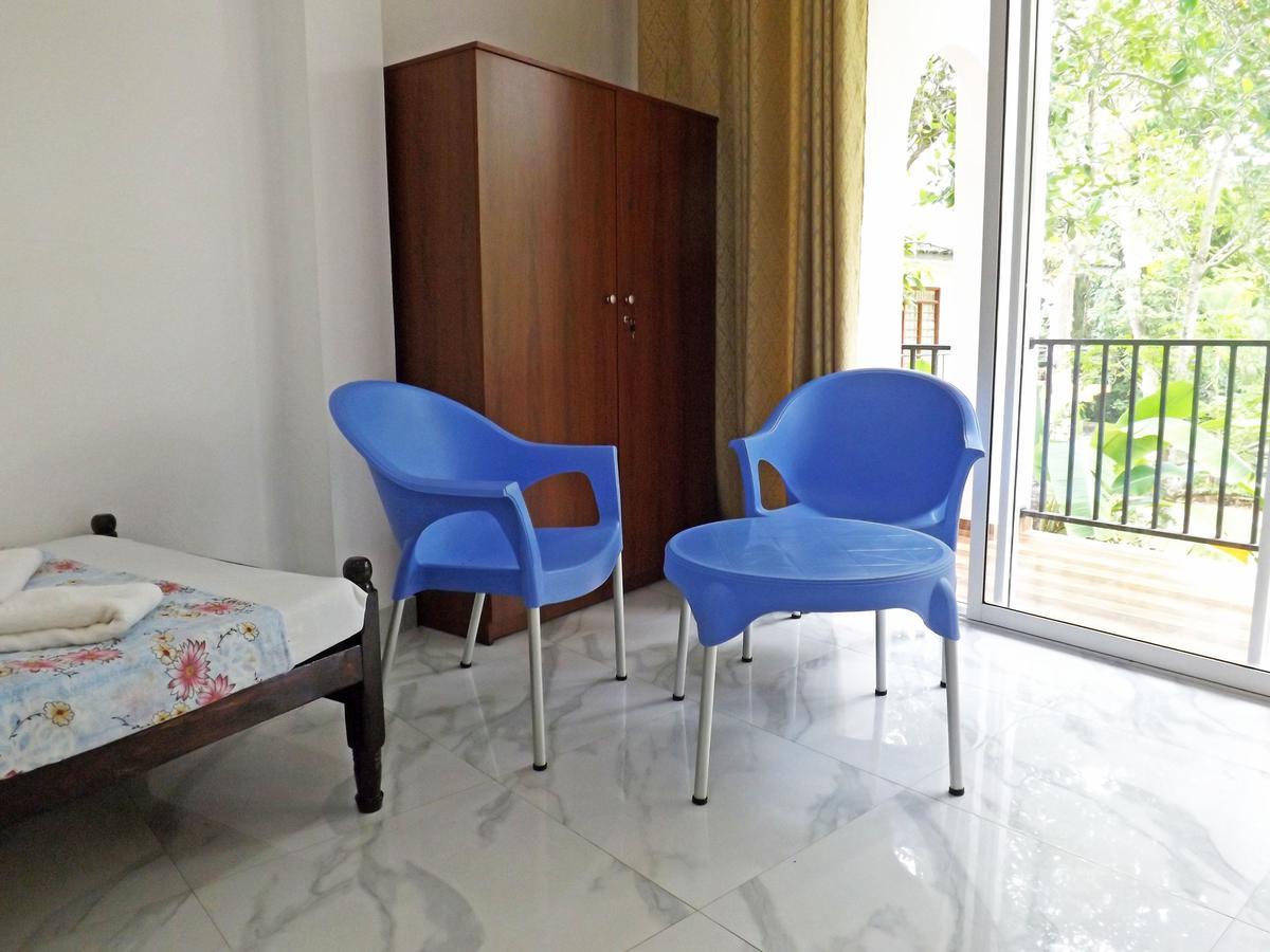 Hotel "Diana" Hikkaduwa Extérieur photo